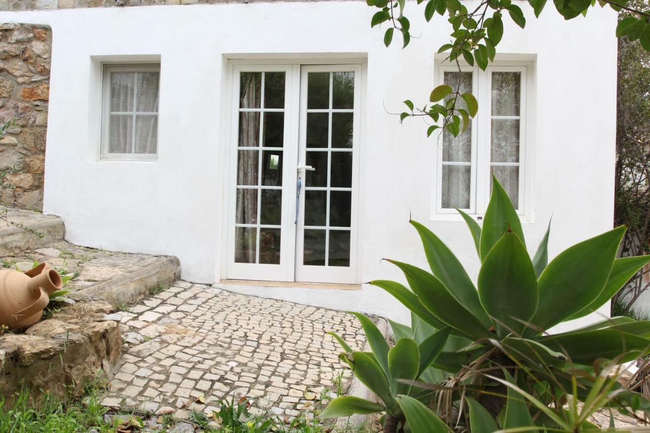 Casa De Pedra E Cal *