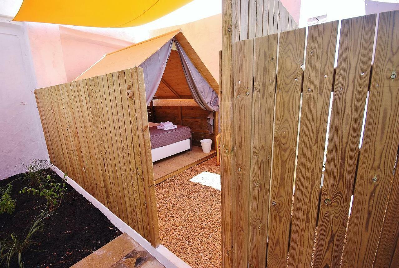 Campsite Lemon Tree Urban Camping *