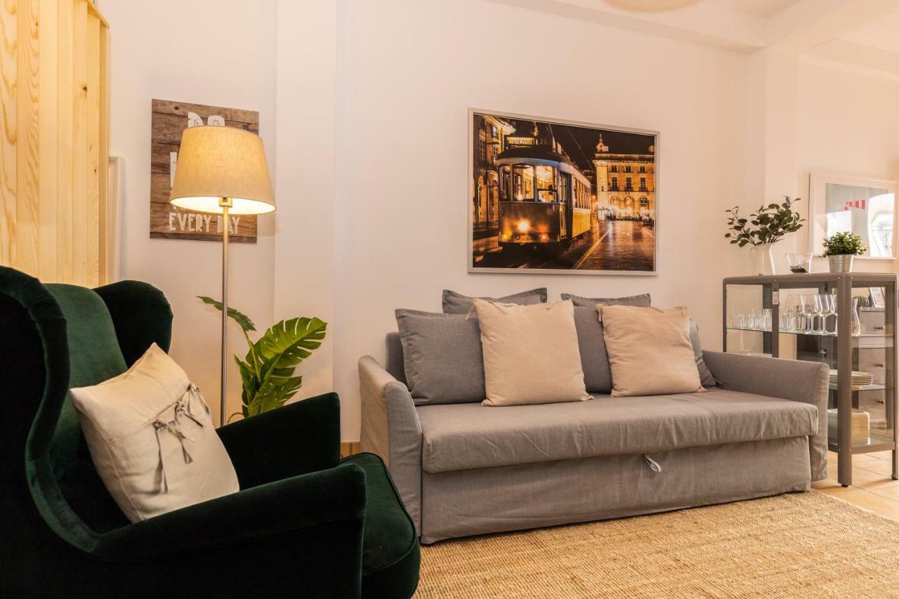 Downtown Apartment *