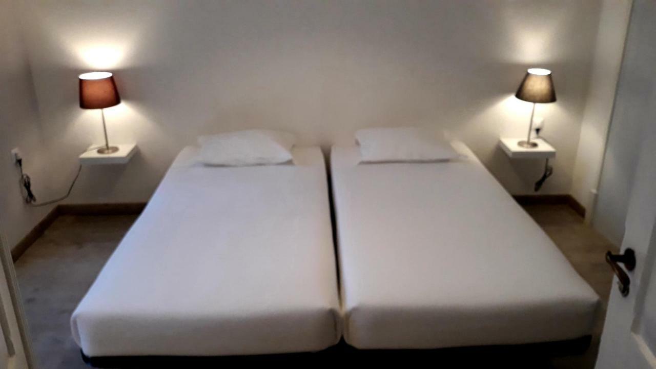 Hostel A Casa Da Arvore *