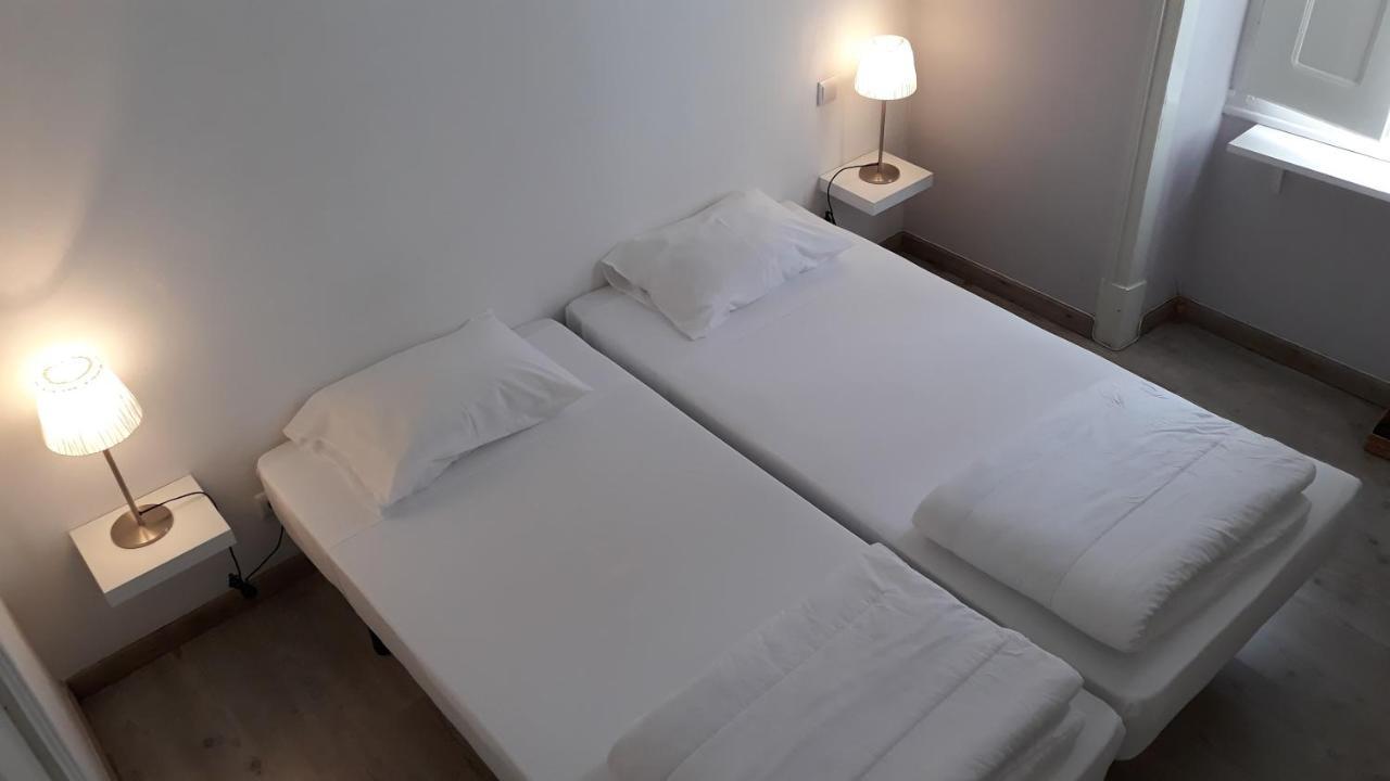 Hostel A Casa Da Arvore Faro