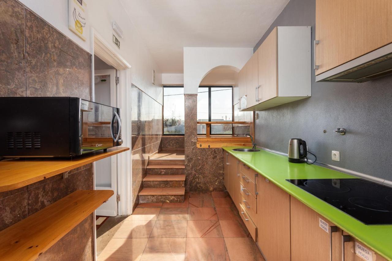 Life Albergue *