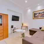 Marina Star Guesthouse