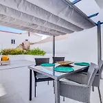 Marina Star Guesthouse