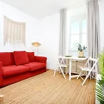 Xtraordinary Moments Apartment