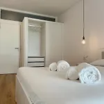 Downtown Lux Apartment