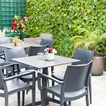 Avenue 41 Guest House