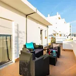 Maria Rita Faro Rooftop Apartment
