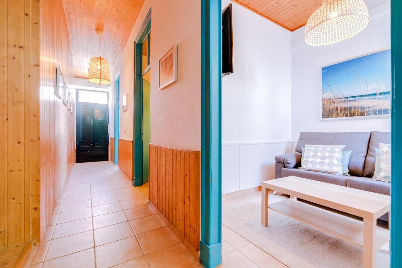 Trem - Located In Old - *