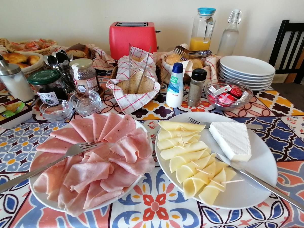 Casa Da Valentina Al77856 Bed & Breakfast