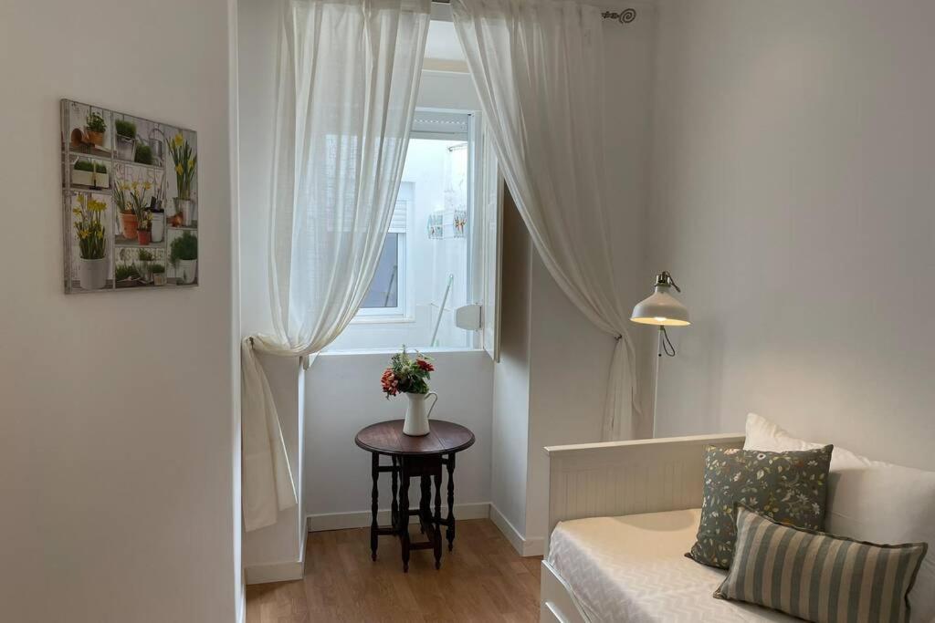 Janelas Verdes 37 Apartment *