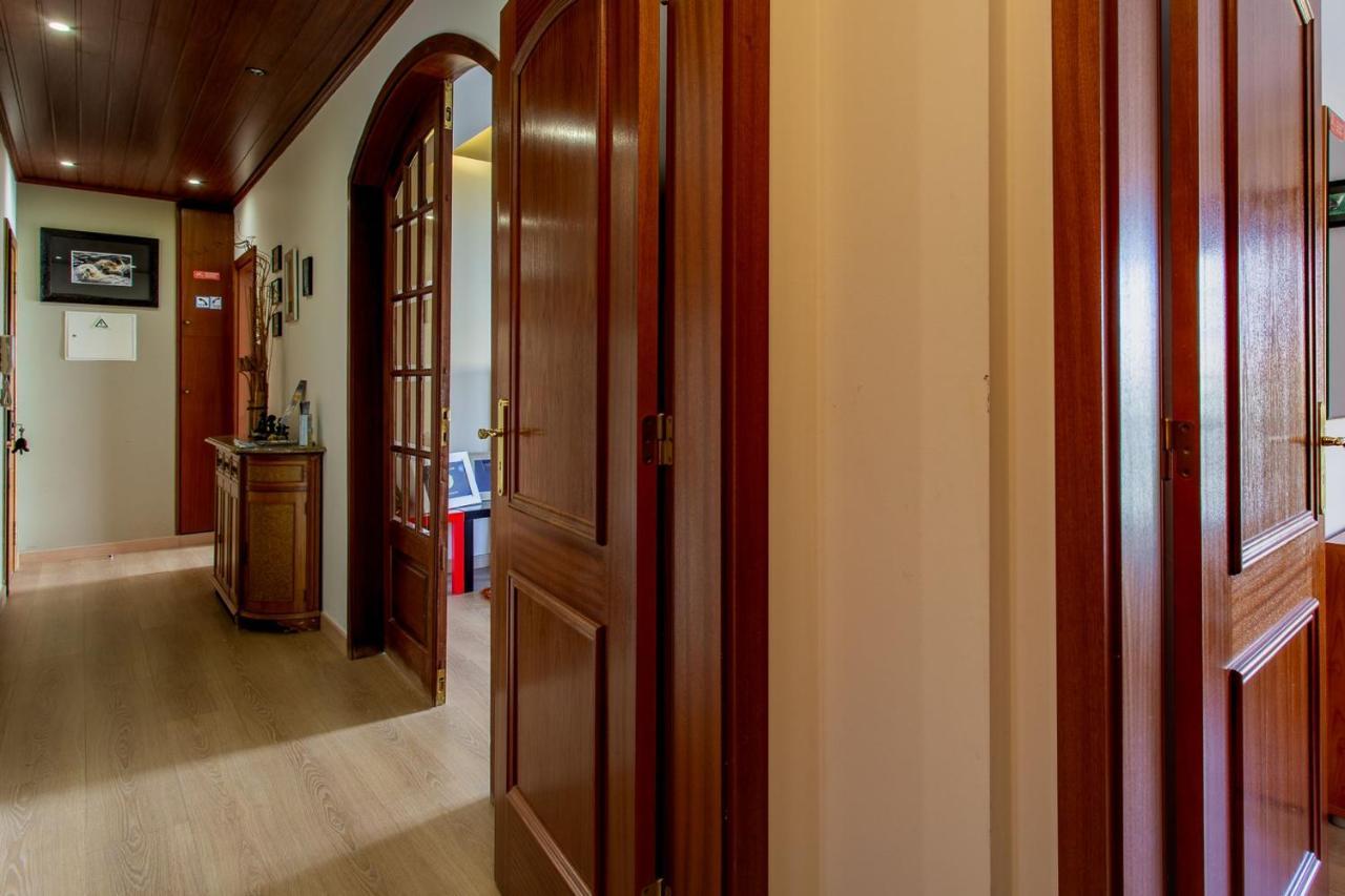 Casa Das Lontras Apartment *