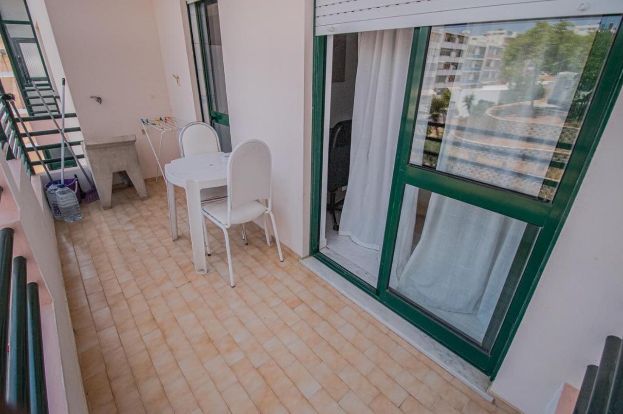 Charming Private In An A1 Penha - Apartment
