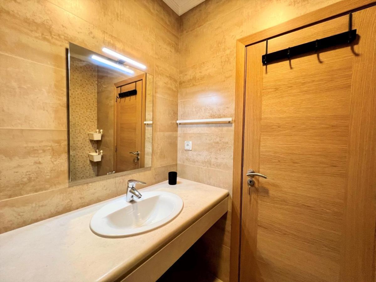 Stylish 2 By Homing Faro