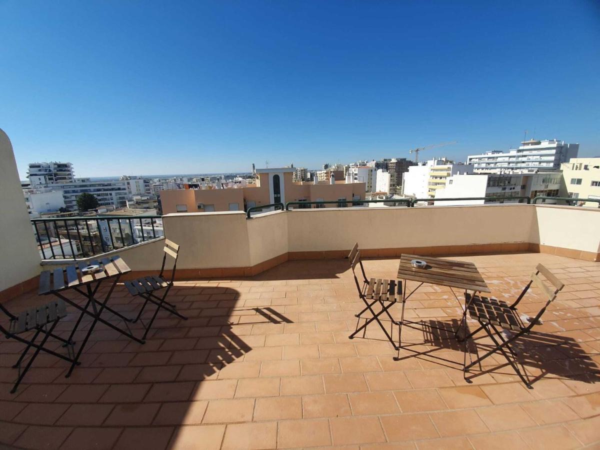 Wakeup Triplex House Hostel Faro