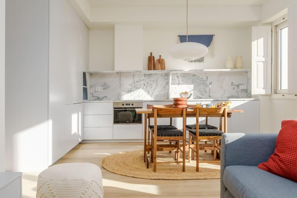 Modern & Bright - Mercado 22 *
