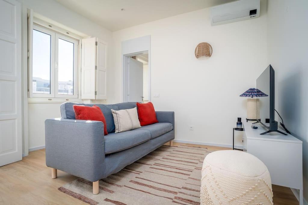 Modern & Bright - Mercado 22 Apartment *
