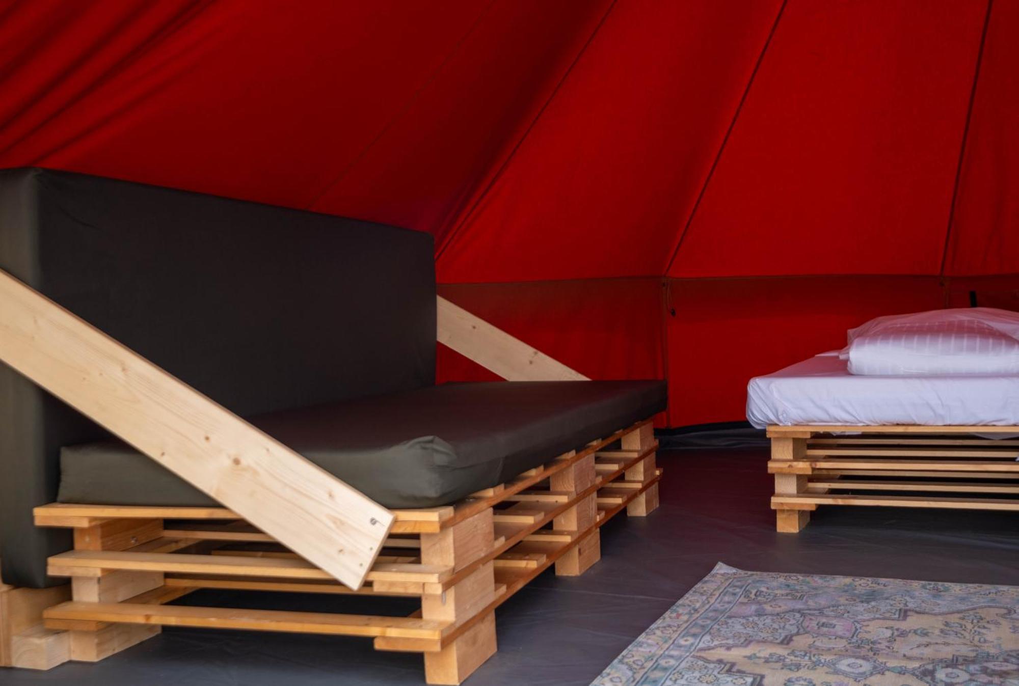Luxury tent Glamping Camp