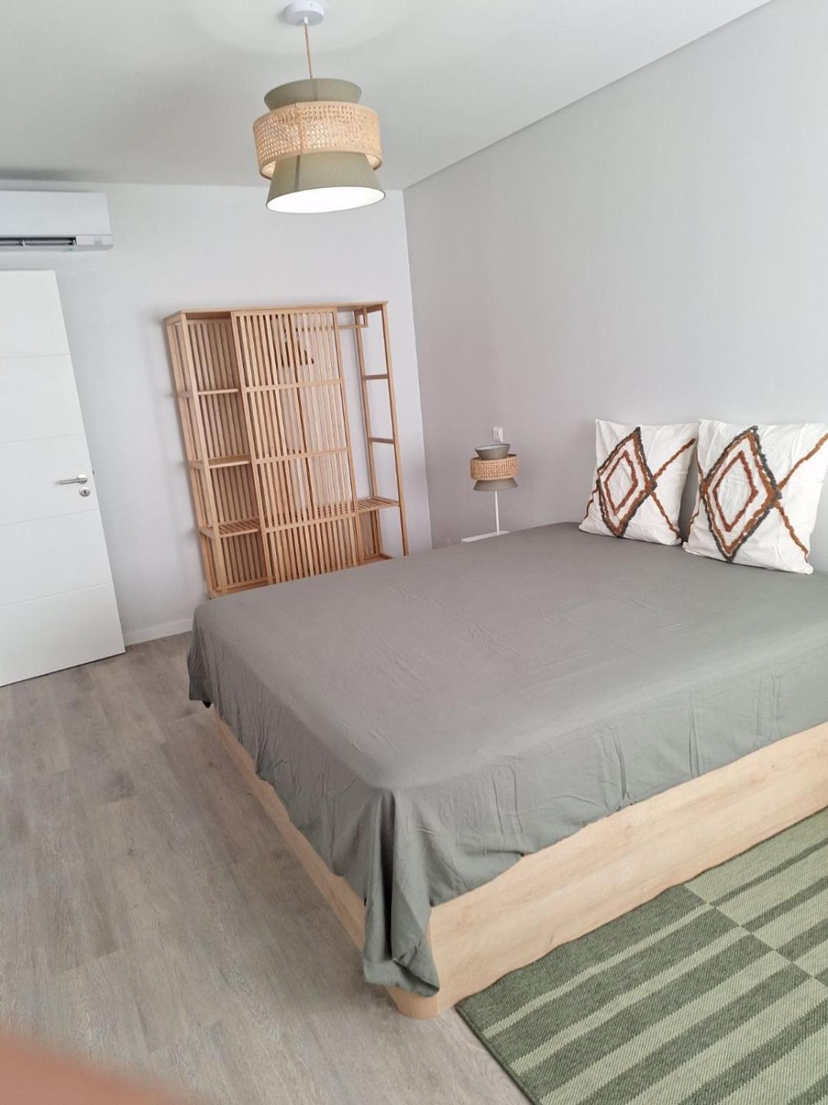 Center View Apartment