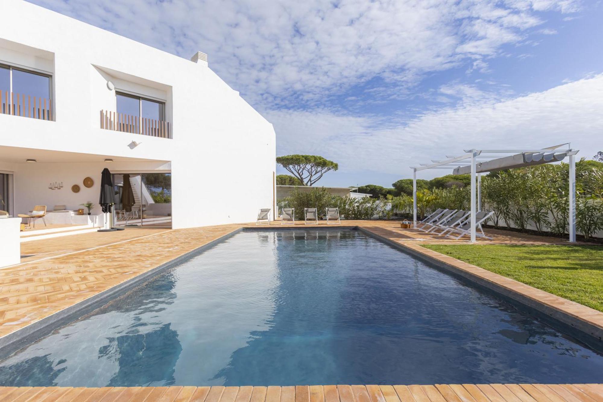 Sunset - Luxury With Superb Pool And Great Views Villa *
