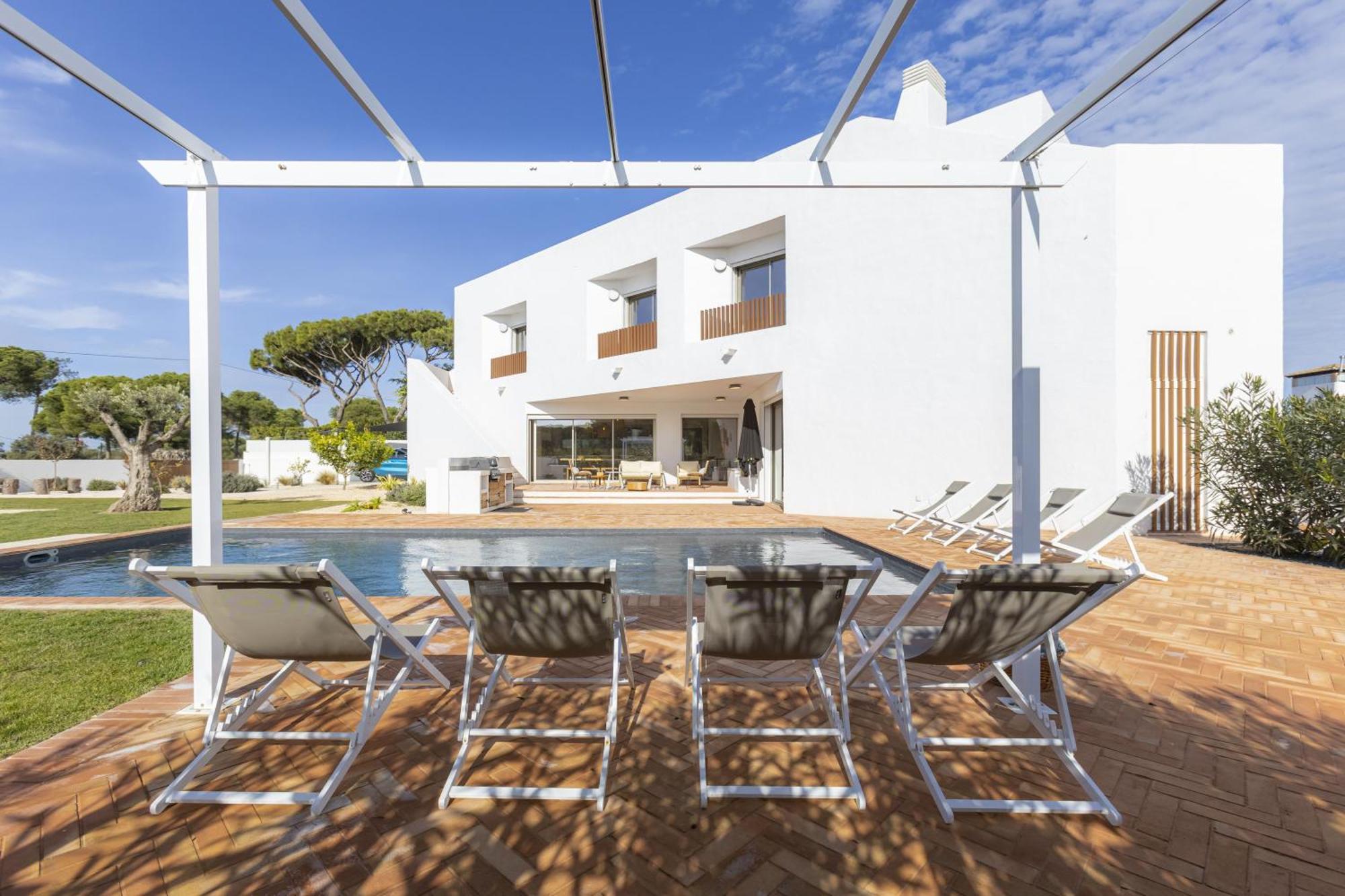 Villa Sunset - Luxury With Superb Pool And Great Views Faro