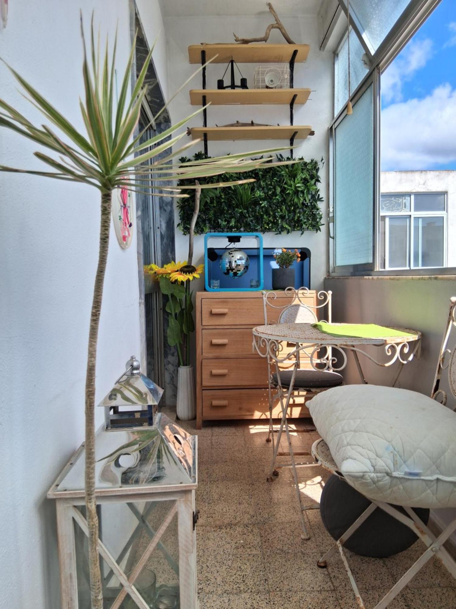 Apartment In Art And *