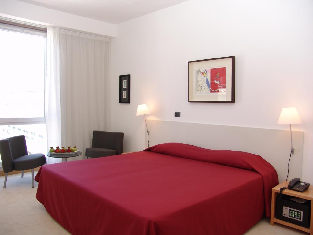 & Club Hotel