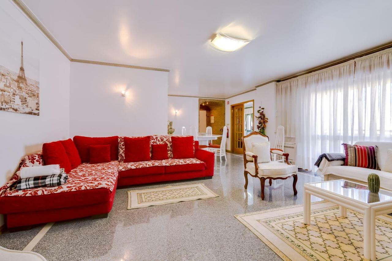 Palma - 4 Bed Near The Center -